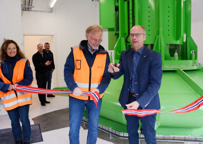 Klipping av snoren på Øvrebø kraftverk.